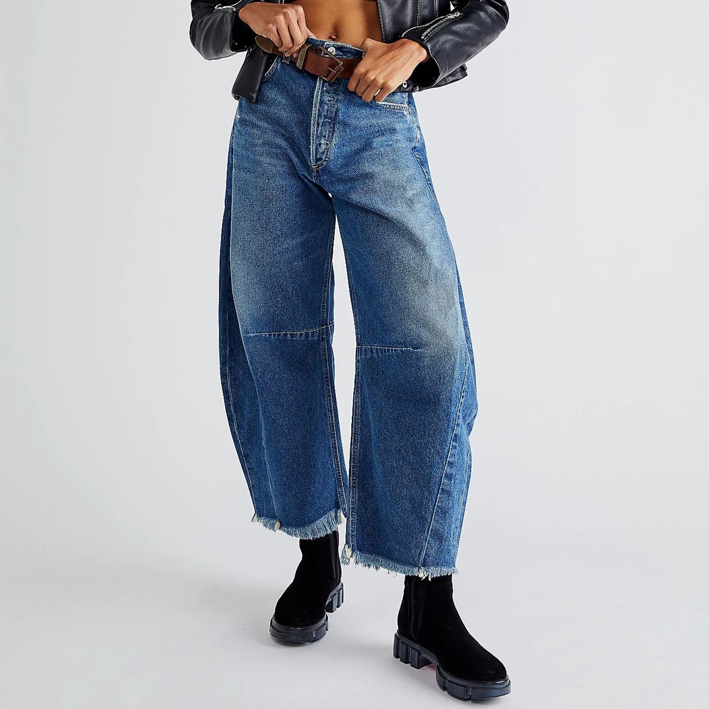 Raw Edge Barrel Fit Jeans