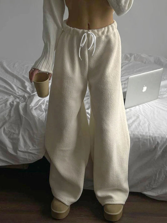 Cloud Cozy Wide-Leg Fleece Pants