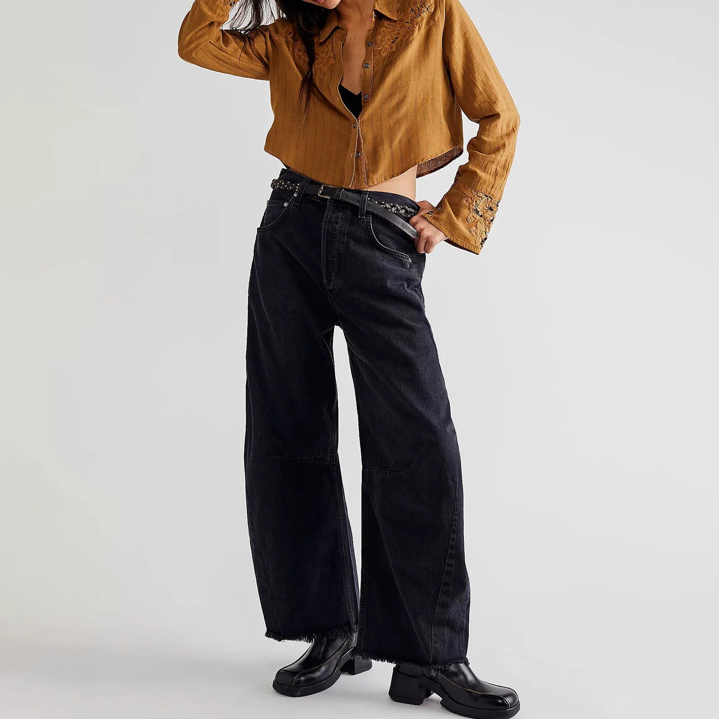Raw Edge Barrel Fit Jeans